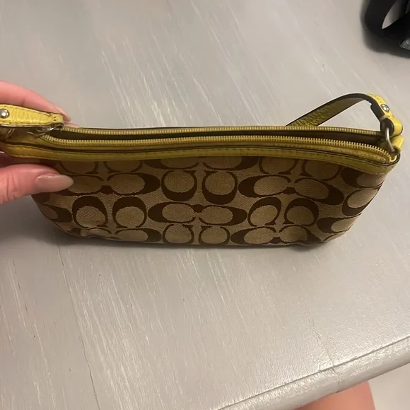 Coach Brown and Yellow Women's large wrislet - Picture 5 of 10